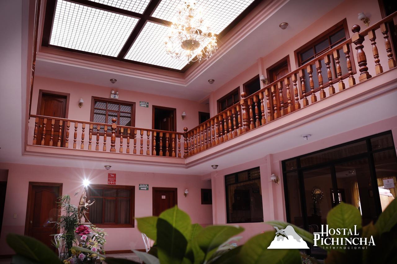 Hostal Pichincha Internacional Cuenca Exterior foto
