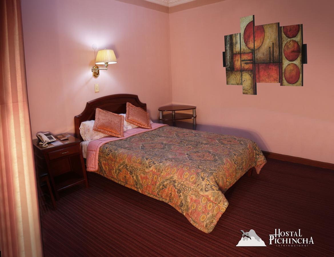 Hostal Pichincha Internacional Cuenca Exterior foto