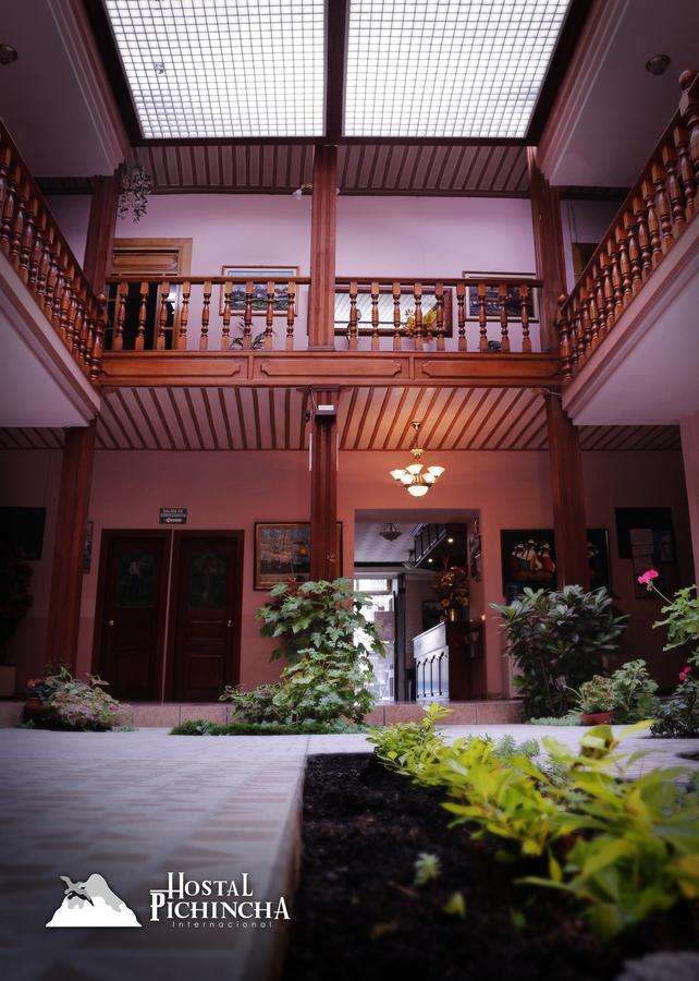 Hostal Pichincha Internacional Cuenca Exterior foto