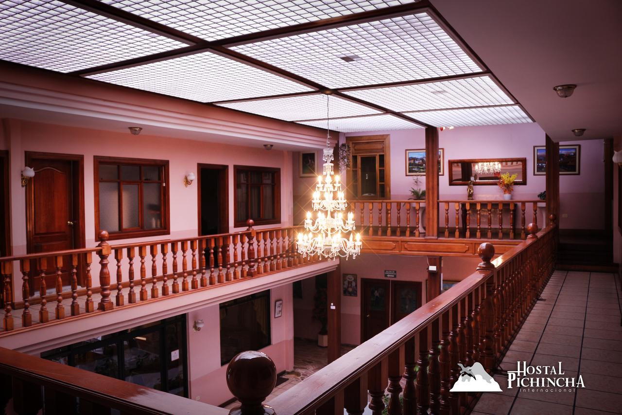Hostal Pichincha Internacional Cuenca Exterior foto